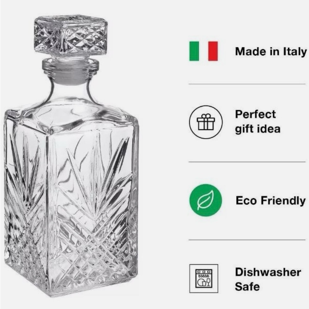 Clear glass  Bar Accessories Decanter with Intricate Design